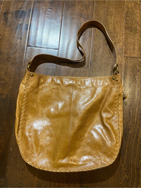 HOBO Handbags - Hobo tan braid leather shoulder bag